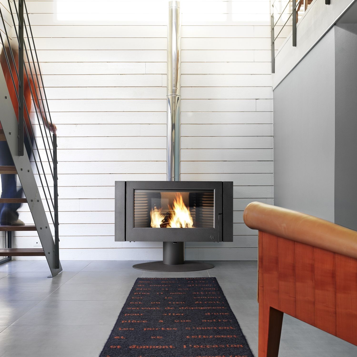 ANTAYA - Fireplace warehouse